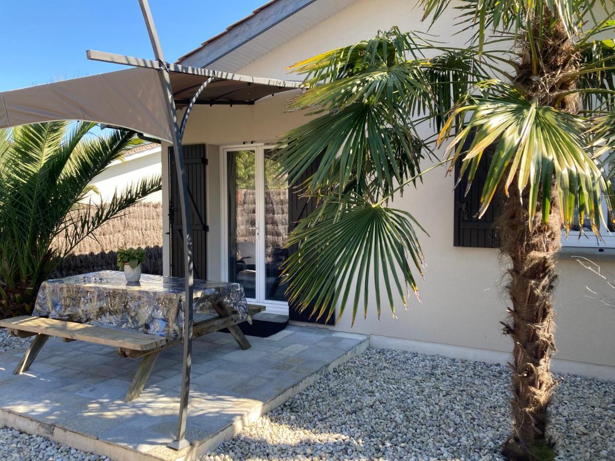 Charme & Confort- Les Cottages Du Bassin D'Arcachon- Petit-Dejeuner Sur Demande - Nuitee, Court Sejour, Semaine グジャン・メストラ エクステリア 写真